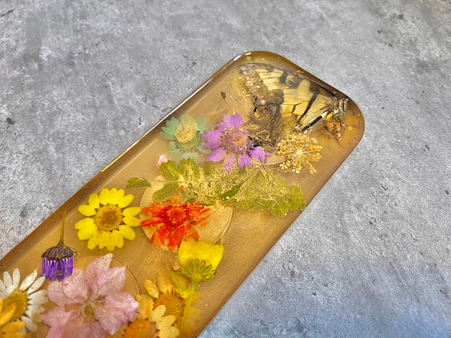 Antique Gold Shot Glass Resin Tray